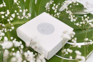 gift box white color