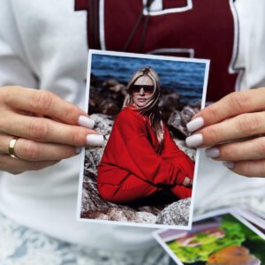 10x15 photo magnet, girl on the beach